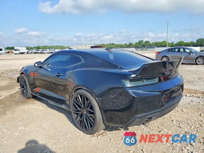 Drugie zdjęcie samochodu z przodu: 2017 CHEVROLET CAMARO LT VIN:1G1FB1RS9H0132306 - miniatura