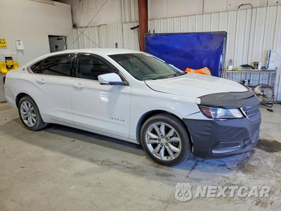 Czwarte zdjęcie samochodu z boku: 2017 CHEVROLET IMPALA LT VIN:2G1105SA8H9152111 - miniatura