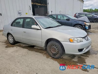 Czwarte zdjęcie samochodu z boku: 2002 TOYOTA COROLLA LE VIN:2T1BR18E82C574147 - miniatura