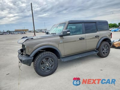 2025 FORD BRONCO OUTER BANKS 1FMDE8BH4SLB07666 - główne zdjęcie licytacji z USA - miniatura
