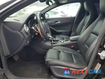 Zdjęcie 7 z 12 samochodu: 2016 MERCEDES-BENZ CLA 250 VIN:WDDSJ4EB0GN380631 - miniatura