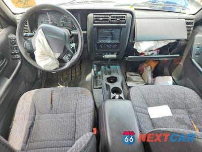 Zdjęcie 8 z 14 samochodu: 2000 JEEP CHEROKEE SPORT VIN:1J4FF48S3YL196574 - miniatura