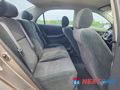Zdjęcie 10 z 12 samochodu: 2003 TOYOTA COROLLA S VIN:2T1BR32E73C007885 - miniatura