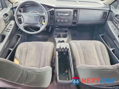 Zdjęcie 8 z 12 samochodu: 2001 DODGE DAKOTA QUAD VIN:1B7GL2AN41S205628 - miniatura