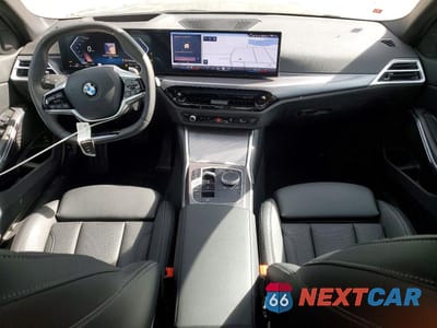 Zdjęcie 8 z 12 samochodu: 2025 BMW 330XI VIN:3MW89CW06S8F16709 - miniatura