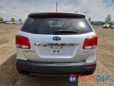 Zdjęcie 6 z 14 samochodu: 2012 KIA SORENTO EX VIN:5XYKUDA2XCG283137 - miniatura