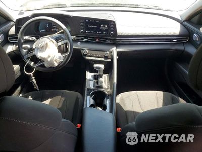 Zdjęcie 8 z 12 samochodu: 2025 HYUNDAI ELANTRA HYBRID BLUE VIN:KMHLM4DJ5SU167828 - miniatura