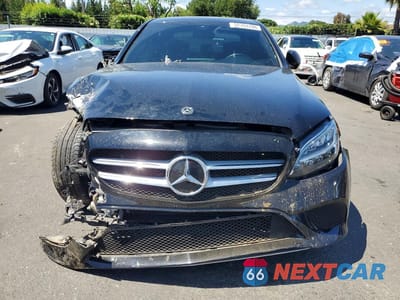 Piąte zdjęcie samochodu w środku: 2021 MERCEDES-BENZ C 300 VIN:W1KWF8DB9MR646759 - miniatura