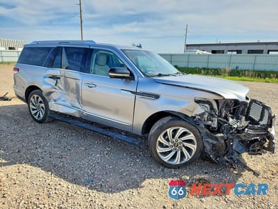 Czwarte zdjęcie samochodu z boku: 2024 LINCOLN NAVIGATOR L RESERVE VIN:5LMJJ3LG0REL02831 - miniatura