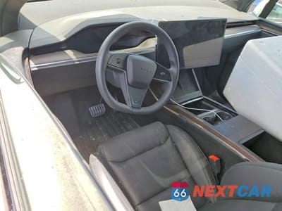 Zdjęcie 8 z 12 samochodu: 2023 TESLA MODEL X VIN:7SAXCAE5XPF425711 - miniatura