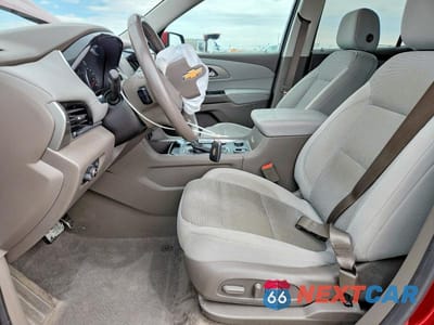 Zdjęcie 7 z 13 samochodu: 2019 CHEVROLET TRAVERSE LT VIN:1GNEVGKW7KJ124188 - miniatura
