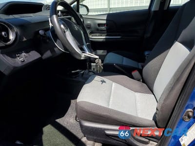 Zdjęcie 7 z 12 samochodu: 2016 TOYOTA PRIUS C TWO VIN:JTDKDTB38G1123085 - miniatura