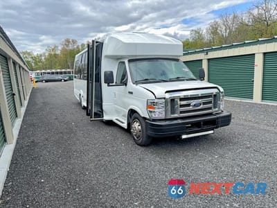 2003 FORD ECONOLINE E450 SUPER DUTY CUTAWAY VAN 1FDXE45F53HA63424 - główne zdjęcie licytacji z USA - miniatura