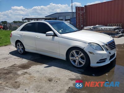Czwarte zdjęcie samochodu z boku: 2013 MERCEDES-BENZ E 350 VIN:WDDHF5KB4DA724759 - miniatura