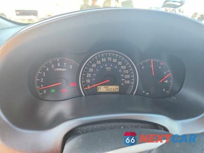 Zdjęcie 9 z 13 samochodu: 2007 HYUNDAI ENTOURAGE GLS VIN:KNDMC233976036478 - miniatura