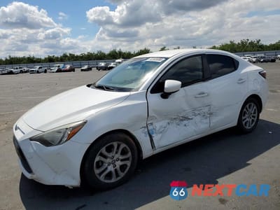 2018 TOYOTA YARIS IA BASE 3MYDLBYV5JY317141 - główne zdjęcie licytacji z USA - miniatura