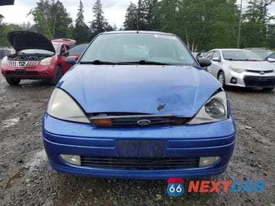 Piąte zdjęcie samochodu w środku: 2004 FORD FOCUS ZX5 VIN:3FAFP37304R112400 - miniatura