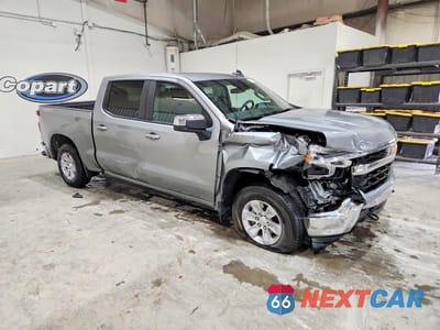 Czwarte zdjęcie samochodu z boku: 2026 CHEVROLET SILVERADO K1500 LT VIN:2GCUKDED3T1114615 - miniatura