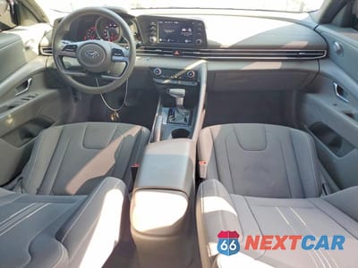 Zdjęcie 8 z 13 samochodu: 2021 HYUNDAI ELANTRA SEL VIN:KMHLM4AG6MU199568 - miniatura