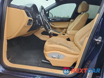 Zdjęcie 7 z 12 samochodu: 2017 PORSCHE MACAN VIN:WP1AA2A5XHLB04981 - miniatura