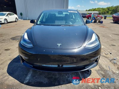 Piąte zdjęcie samochodu w środku: 2022 TESLA MODEL 3 VIN:5YJ3E1EA5NF251868 - miniatura