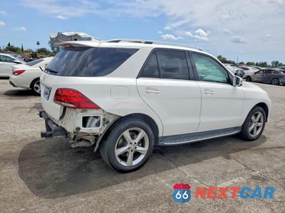 Trzecie zdjęcie samochodu z tyłu: 2016 MERCEDES-BENZ GLE 350 VIN:4JGDA5JB7GA694553 - miniatura