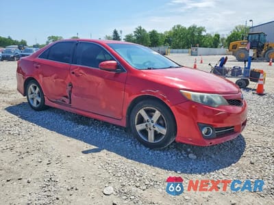 Czwarte zdjęcie samochodu z boku: 2014 TOYOTA CAMRY SE VIN:4T1BF1FK8EU766303 - miniatura