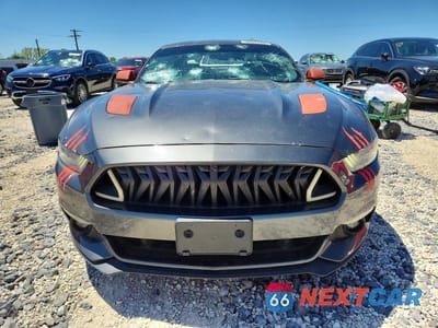 Piąte zdjęcie samochodu w środku: 2017 FORD MUSTANG GT VIN:1FA6P8CF3H5336072 - miniatura