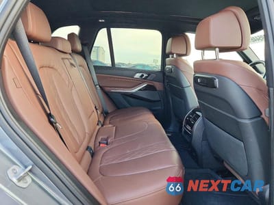 Zdjęcie 11 z 14 samochodu: 2025 BMW X5 XDRIVE40I VIN:5UX23EU01S9Z65552 - miniatura