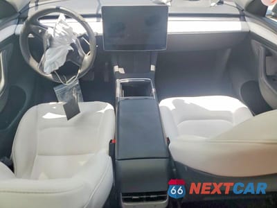 Zdjęcie 8 z 13 samochodu: 2024 TESLA MODEL Y VIN:7SAYGDED1RF034256 - miniatura