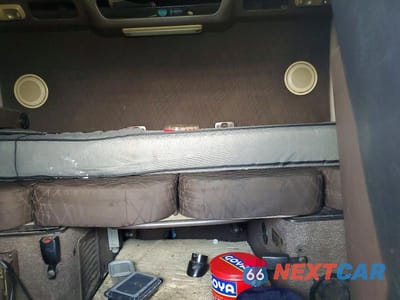 Zdjęcie 6 z 10 samochodu: 2012 VOLVO VN VNL VIN:4V4NC9EH7CN560092 - miniatura