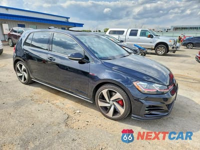 Czwarte zdjęcie samochodu z boku: 2018 VOLKSWAGEN GTI S VIN:3VW547AU4JM297435 - miniatura
