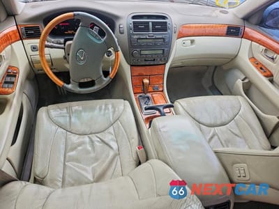 Zdjęcie 8 z 12 samochodu: 2003 LEXUS LS 430 VIN:JTHBN30F630118945 - miniatura