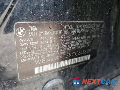 Zdjęcie 12 z 12 samochodu: 2012 BMW 740 I VIN:WBAKA4C59CC613609 - miniatura