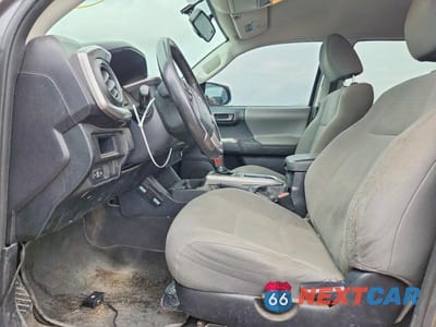 Zdjęcie 7 z 12 samochodu: 2017 TOYOTA TACOMA SR5 V6 VIN:5TFAZ5CNXHX053211 - miniatura
