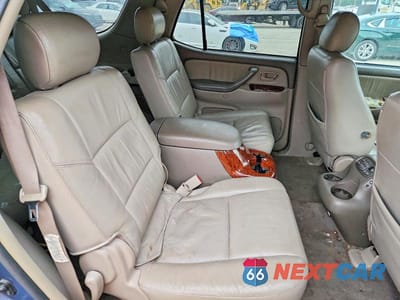 Zdjęcie 11 z 13 samochodu: 2005 TOYOTA SEQUOIA LIMITED VIN:5TDBT48AX5S249284 - miniatura