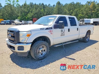 2015 FORD F250 SUPER DUTY 1FT7W2B60FEC57181 - główne zdjęcie licytacji z USA - miniatura