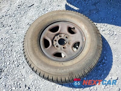 Zdjęcie 13 z 14 samochodu: 2004 CHEVROLET TAHOE C1500 VIN:1GNEC13Z44J179096 - miniatura