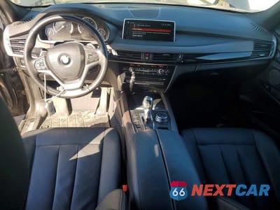 Zdjęcie 8 z 12 samochodu: 2018 BMW X5 XDR40E VIN:5UXKT0C59J0V98354 - miniatura