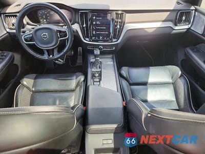 Zdjęcie 8 z 12 samochodu: 2019 VOLVO S60 T6 R-DESIGN VIN:7JRA22TM3KG007030 - miniatura