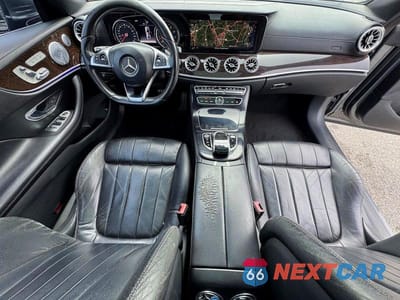 Zdjęcie 9 z 10 samochodu: 2018 MERCEDES-BENZ E 400 VIN:WDD1J6FBXJF010617 - miniatura