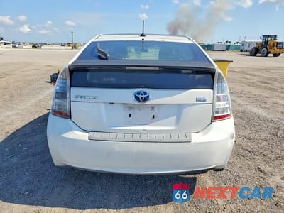 Zdjęcie 6 z 12 samochodu: 2010 TOYOTA PRIUS III VIN:JTDKN3DU3A0004568 - miniatura