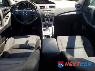 Zdjęcie 8 z 12 samochodu: 2011 MAZDA 3 I VIN:JM1BL1UF6B1374856 - miniatura