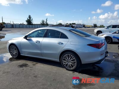 Drugie zdjęcie samochodu z przodu: 2025 MERCEDES-BENZ CLA 250 4MATIC VIN:W1K5J4HB0SN525619 - miniatura
