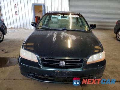 Piąte zdjęcie samochodu w środku: 2000 HONDA ACCORD VIN:1HGCG165XYA039039 - miniatura