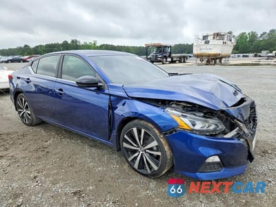Czwarte zdjęcie samochodu z boku: 2020 NISSAN ALTIMA SR VIN:1N4BL4CV6LC275718 - miniatura