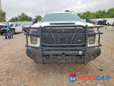 Piąte zdjęcie samochodu w środku: 2022 CHEVROLET SILVERADO C2500 HEAVY DUTY VIN:1GC1WLEY0NF299772 - miniatura