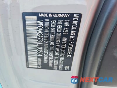Zdjęcie 12 z 12 samochodu: 2018 PORSCHE PANAMERA 4 VIN:WP0AA2A73JL103504 - miniatura