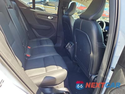 Zdjęcie 11 z 13 samochodu: 2025 VOLVO XC40 CORE VIN:YV4L12UJ0S2578645 - miniatura