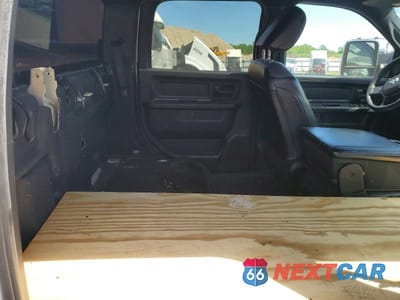 Zdjęcie 11 z 13 samochodu: 2023 RAM 3500 TRADESMAN VIN:3C63RRGL8PG509502 - miniatura